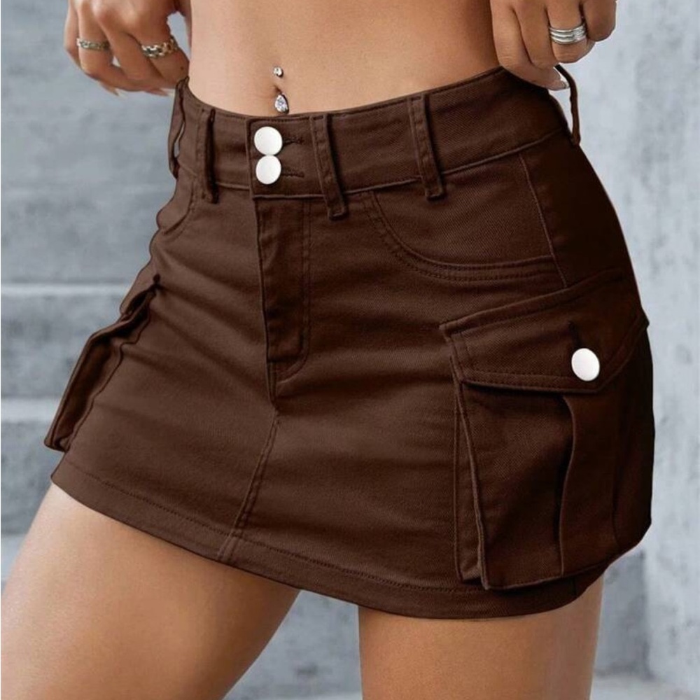 New Cargo Mini Skirt with Pockets